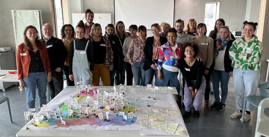 Egalité femmes-hommes : les associations en ordre de bataille