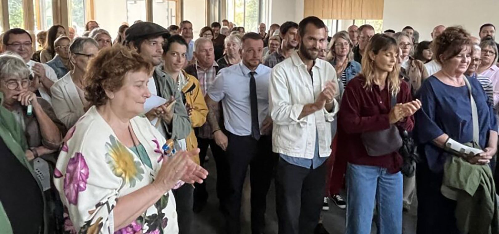 Le nombreux public témoignait de l'importance de la double inauguration pour le village