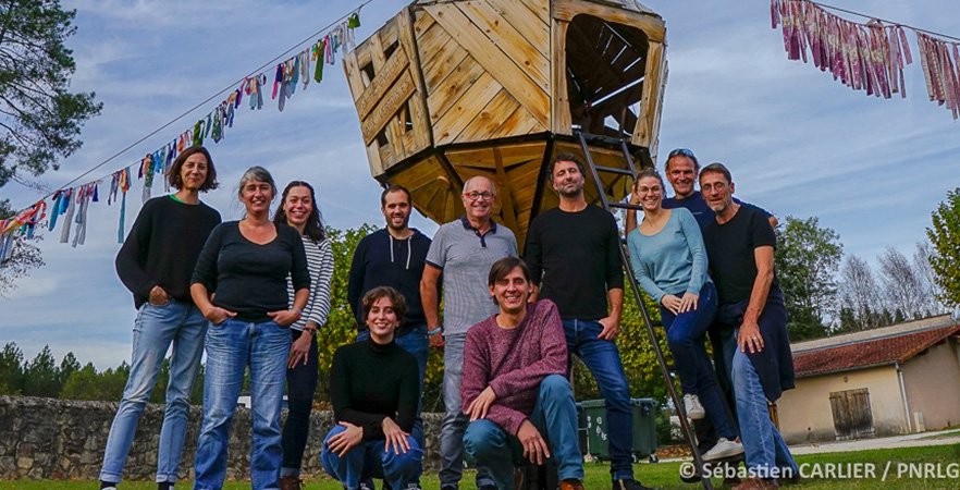 La cabane à Plume(s), aventure artistique et collective en Haute Lande